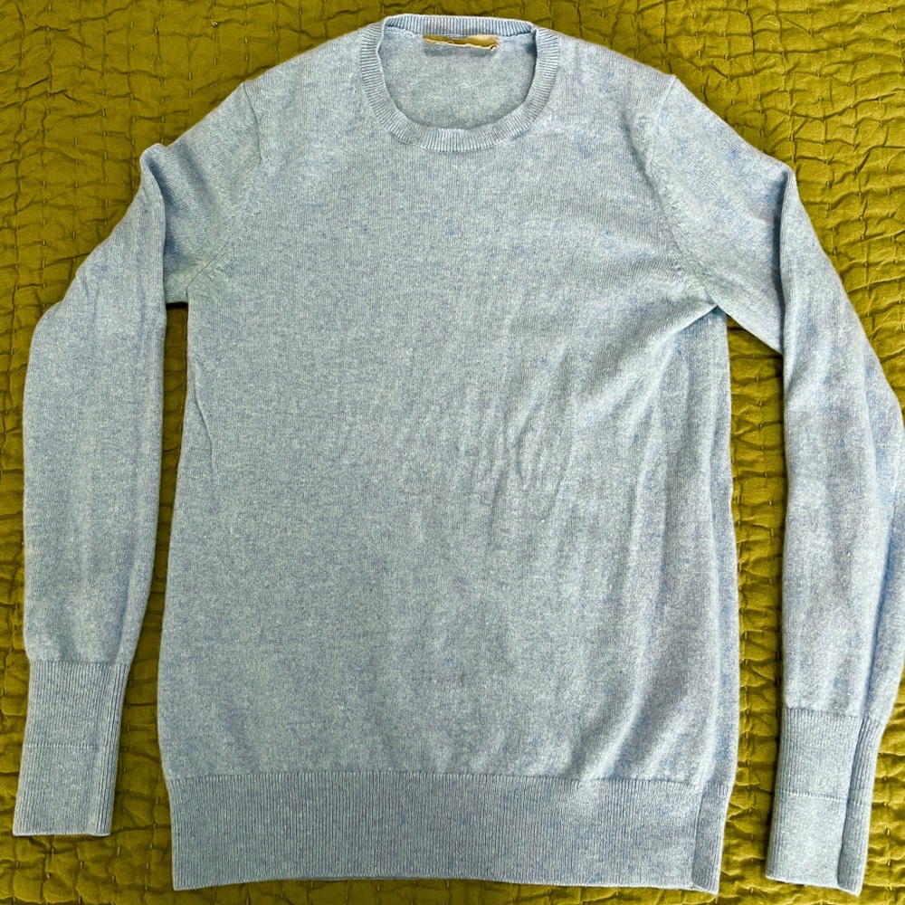 Everlane cornflower blue roundneck cashmere sweater size small S